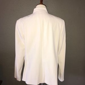 Amanda Smith Jackets & Coats - Creme Jacket/Blazer by Amanda Smith ~ Size 12 Amanda Smith Jackets & Coats - Creme Jacket/Blazer by Amanda Smith ~ Size 12